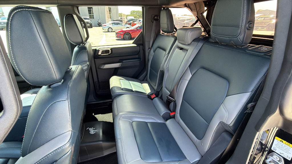 Certified 2023 Ford Bronco Outer Banks AWD/4WD image 24