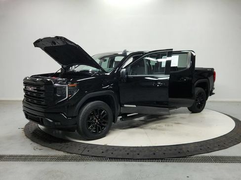 Used 2023 GMC Sierra 1500 Elevation AWD/4WD image 12