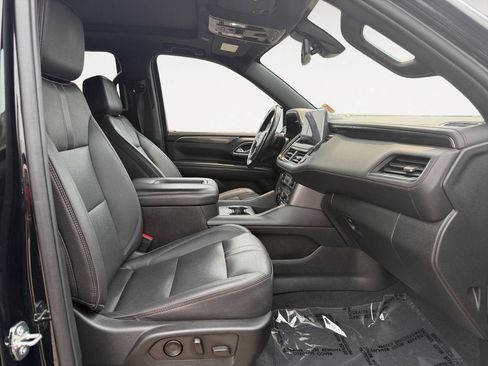 Certified 2022 Chevrolet Tahoe RST w/ Luxury Package AWD/4WD image 15