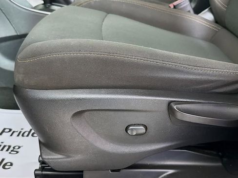 Used 2018 Chevrolet Trax LS image 21