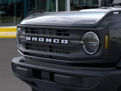New 2025 Ford Bronco 4-Door image 19