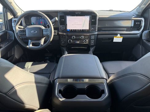 New 2026 Ford F350 Lariat w/ Black Appearance Package image 39