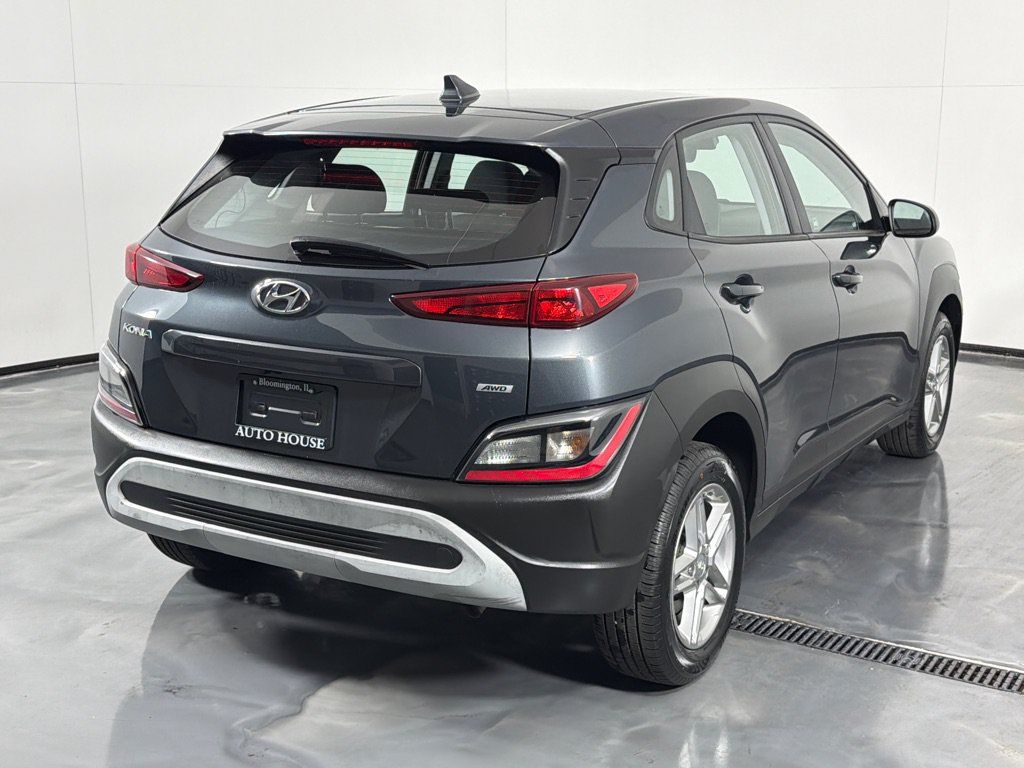 Used 2022 Hyundai Kona SE AWD/4WD image 5