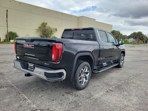 New 2026 GMC Sierra 1500 SLT w/ SLT Premium Package image 9