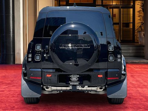 New 2026 Land Rover Defender 110 X AWD/4WD image 7