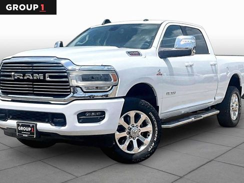 Used 2023 RAM 2500 Laramie AWD/4WD image 1