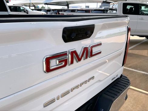 Used 2024 GMC Sierra 3500 SLT w/ SLT Premium Package AWD/4WD image 28