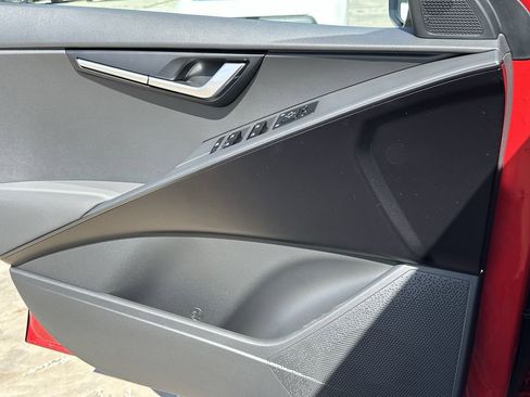 New 2026 Kia Niro LX FWD image 19