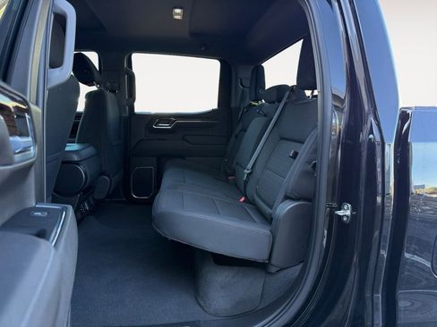 Used 2022 GMC Sierra 1500 Elevation image 13