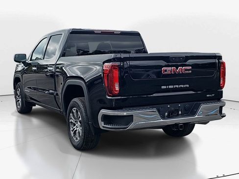 Used 2025 GMC Sierra 1500 SLT image 7