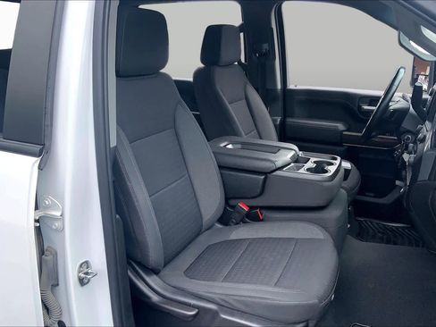 Used 2023 Chevrolet Silverado 2500 LT AWD/4WD image 9