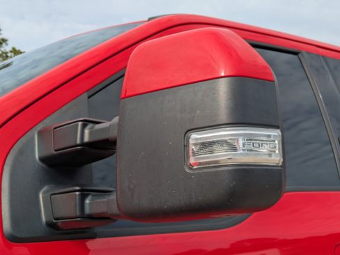 Used 2019 Ford F250 Lariat w/ Lariat Value Package image 31