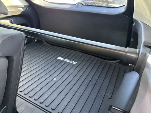 Used 2022 Toyota RAV4 XLE w/ Convenience Package image 25