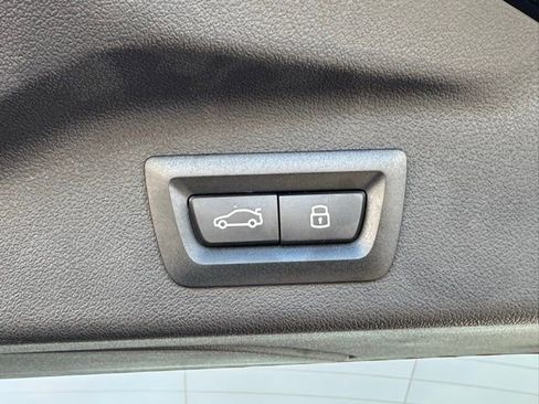 New 2026 BMW X7 xDrive40i w/ Premium Package image 34