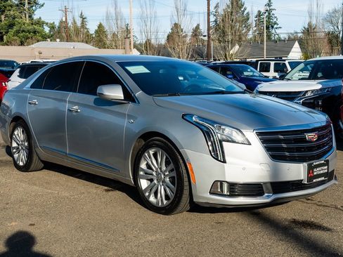 Used 2019 Cadillac XTS Luxury image 1