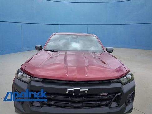 Used 2025 Chevrolet Colorado Trail Boss AWD/4WD image 1