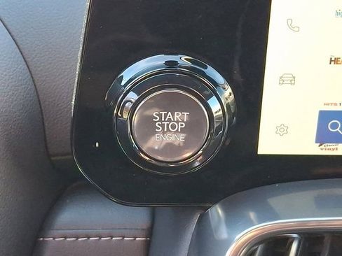 Used 2023 Lexus LX 600 4WD w/ Luxury Package image 25