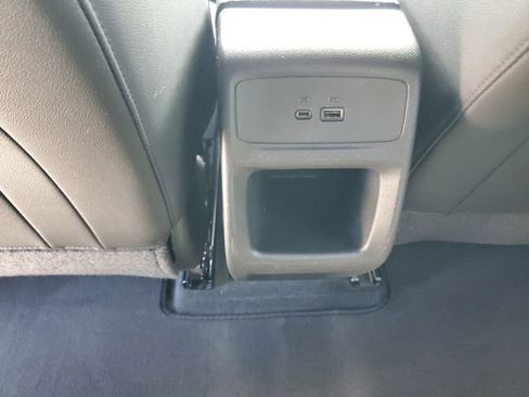 Used 2025 Buick Envista Sport Touring w/ Convenience I Package FWD image 14