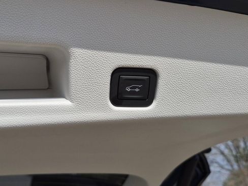 New 2026 Buick Enclave Avenir w/ Super Cruise Package FWD image 7