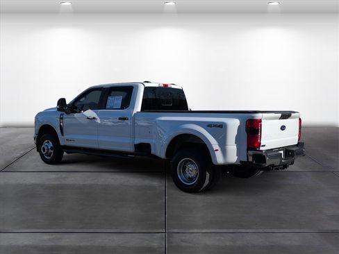 Used 2025 Ford F350 XL w/ 360-Degree Camera Package image 3