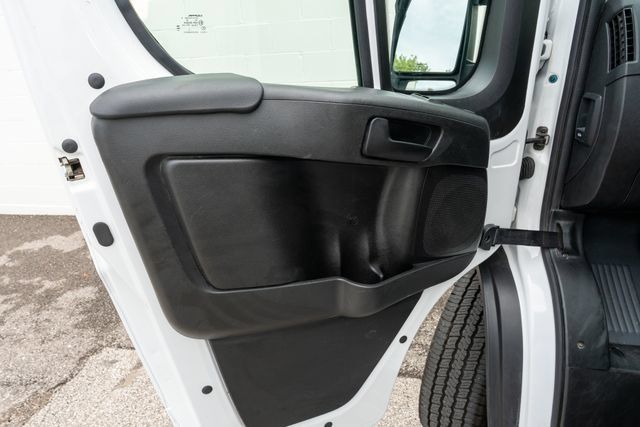 Used 2025 RAM ProMaster 2500 w/ U-Haul Equipment Group FWD image 6