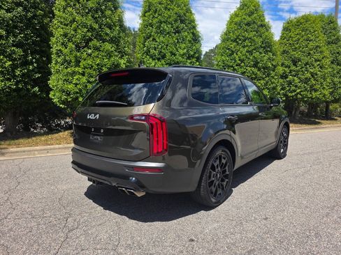 Used 2022 Kia Telluride SX w/ SX Prestige Package AWD/4WD image 6