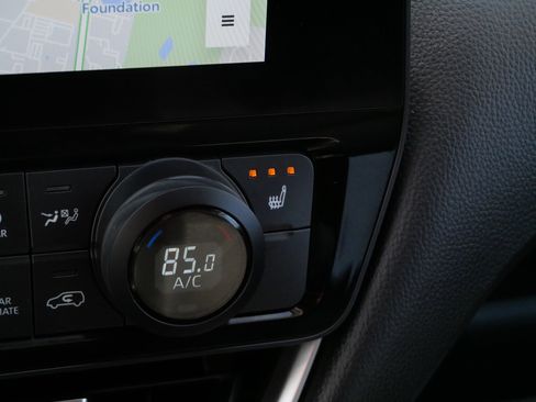 Used 2025 Toyota Grand Highlander AWD Hybrid image 29