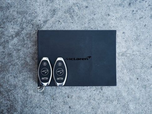 Used 2022 McLaren GT image 71