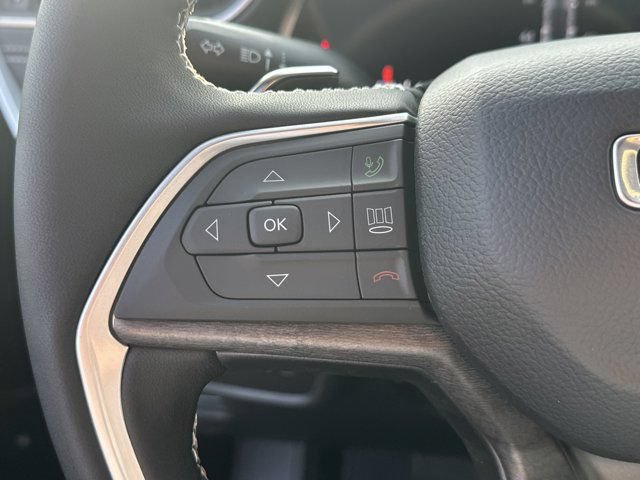 New 2025 Jeep Grand Cherokee Limited w/ Luxury Tech Group II AWD/4WD image 22