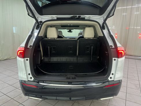 Used 2023 Buick Enclave Essence w/ Experience Buick Package AWD/4WD image 8
