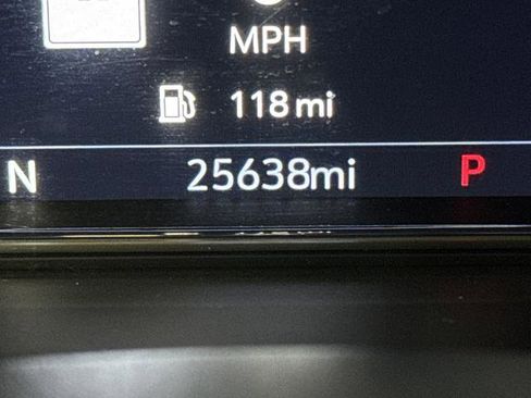 Used 2021 GMC Yukon XL Denali image 6