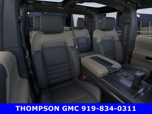 New 2026 GMC Hummer EV 4x4 Crew Cab image 16