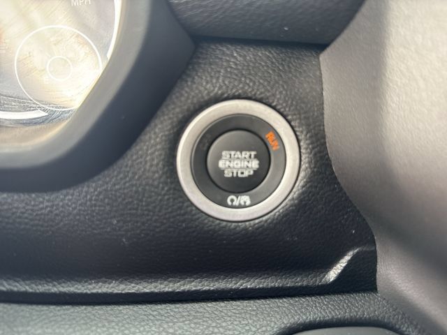 Used 2026 RAM 1500 Laramie AWD/4WD image 17