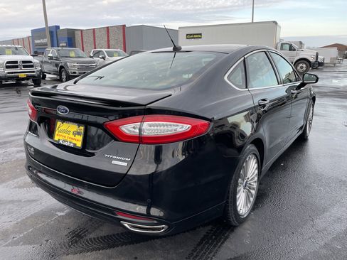 Used 2016 Ford Fusion Titanium image 6