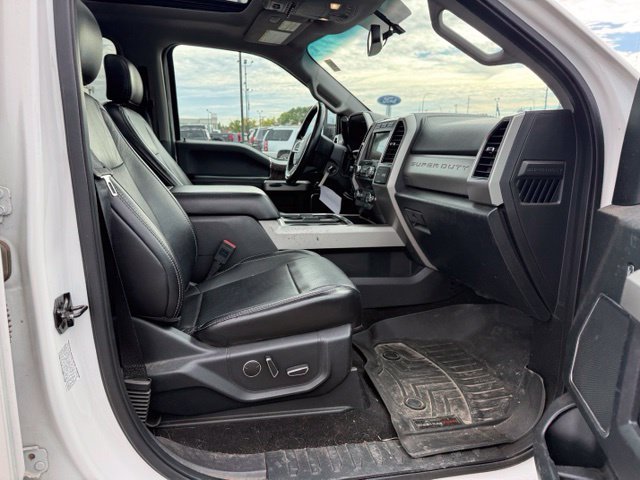 Used 2019 Ford F350 Lariat w/ Chrome Package AWD/4WD image 12