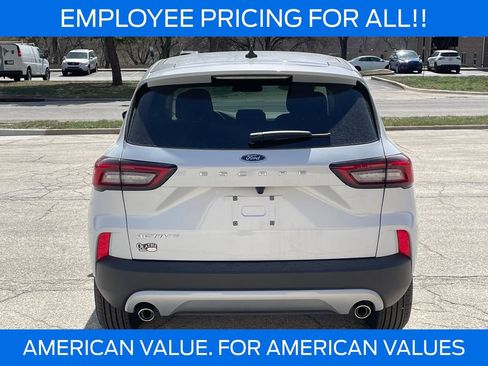 New 2026 Ford Escape Active w/ Cold Weather Package FWD image 4