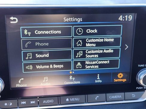 New 2025 Nissan Sentra SR w/ SR Premium Package FWD image 24