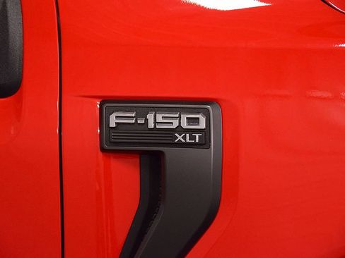 Used 2022 Ford F150 XLT w/ Equipment Group 302A High AWD/4WD image 14