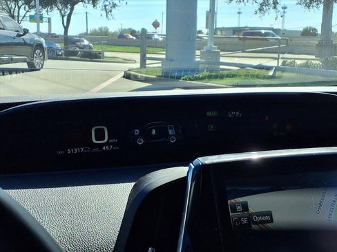 Used 2019 Toyota Prius Limited image 22