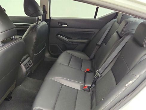 Used 2023 Nissan Altima 2.5 SL AWD/4WD image 19