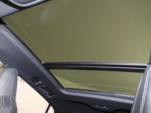 Used 2024 Audi SQ8 Premium Plus image 11