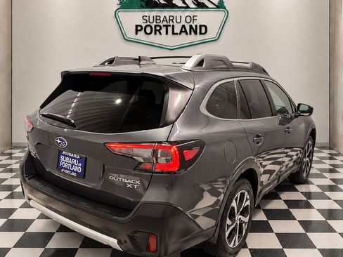 Used 2022 Subaru Outback Limited XT AWD/4WD image 4