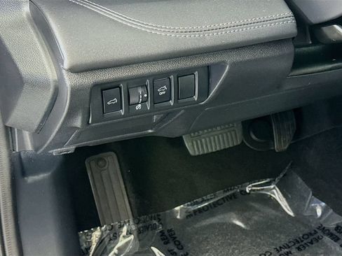 Used 2022 Subaru Outback Limited AWD/4WD image 10