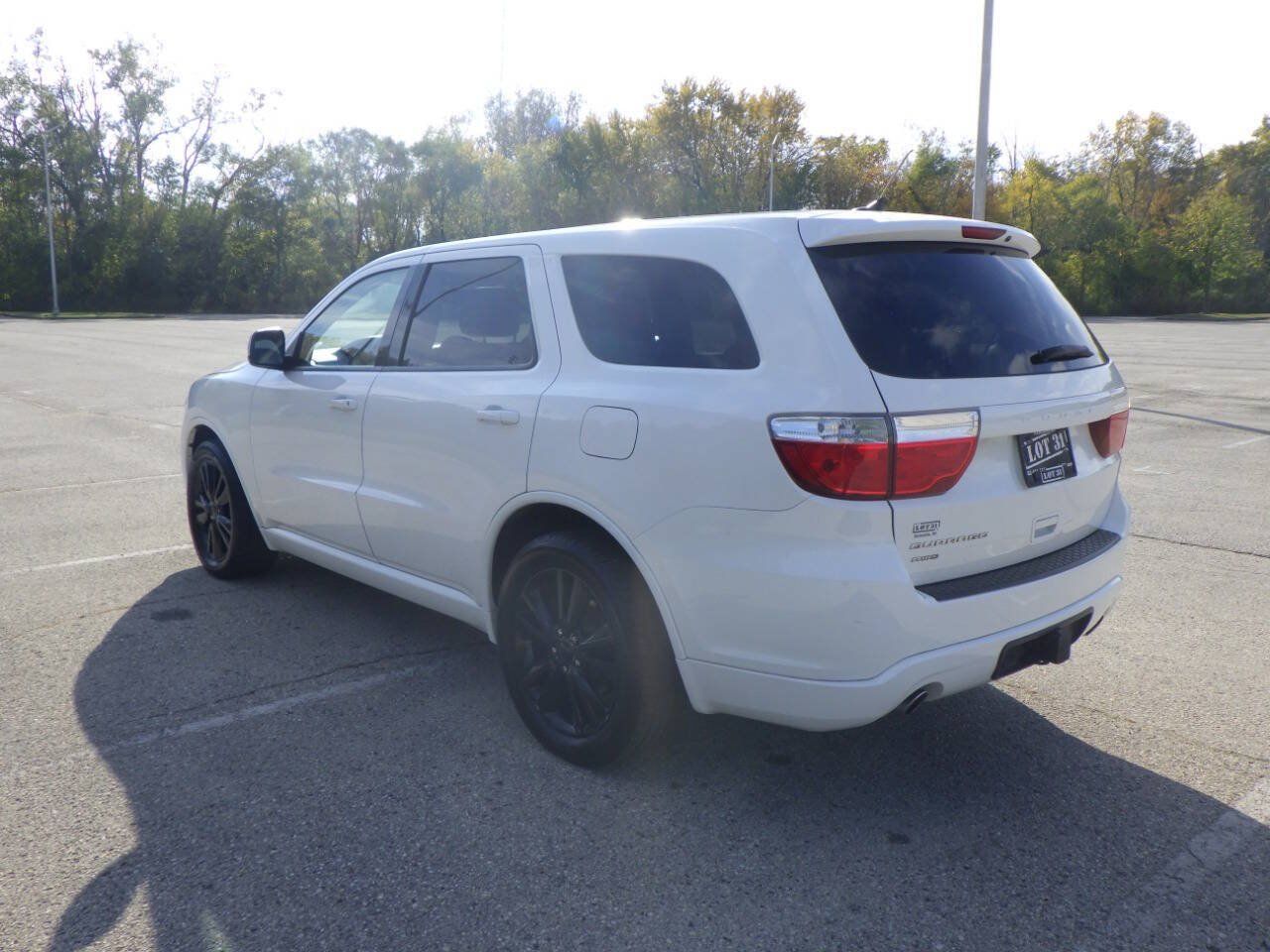 Used 2013 Dodge Durango SXT w/ Blacktop Pkg AWD/4WD image 3