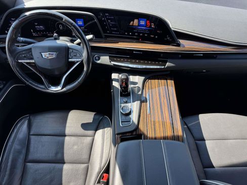 Used 2023 Cadillac Escalade Premium Luxury w/ LPO, Floor Liner Package AWD/4WD image 15