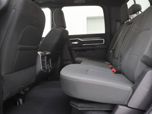 Used 2022 RAM 3500 Big Horn w/ Level C Equiment Group image 9