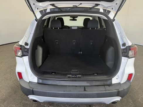 Used 2022 Ford Escape S FWD image 7