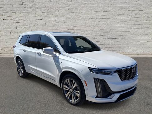 New 2025 Cadillac XT6 Premium Luxury w/ Platinum Package image 3