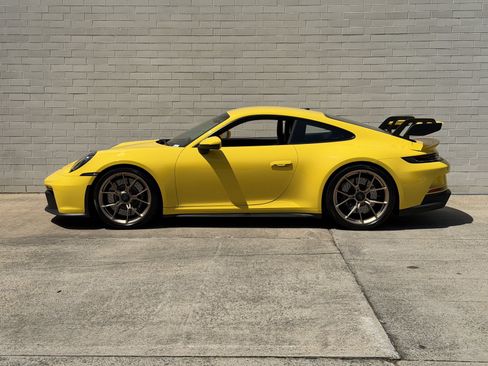 Used 2022 Porsche 911 GT3 RWD image 6