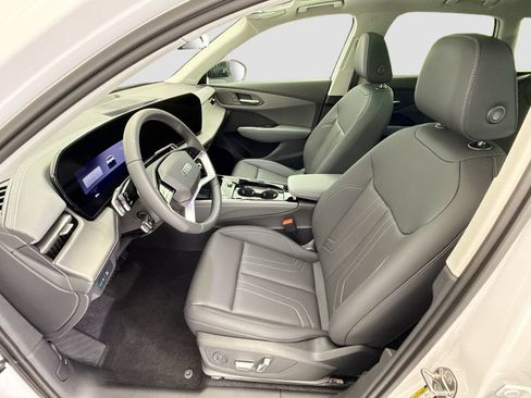 Used 2026 Audi Q3 quattro 2.0T w/ Driver Assistance Package AWD/4WD image 19